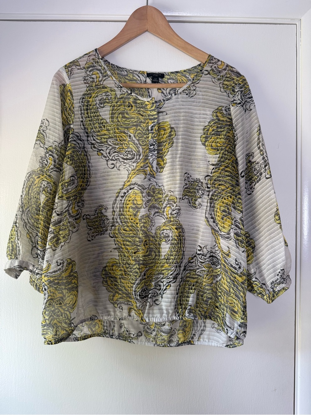 Ann Taylor Floral Paisley Semi Sheer Blouse Summer Lightweight Breezy Preppy